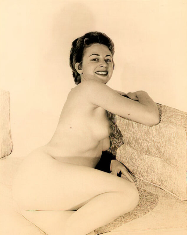 Photo 090 - Vintage Nude Girl Mixed, Upscaled - Volume 7 Photo 090 - Vintage Nude Girl Mixed, Upscaled - Volume 7