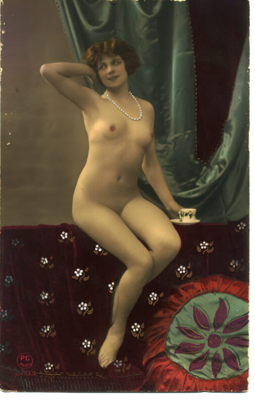 Photo 606 - Color Tint Vintage Nude Men and Women Sepia, Monochrome and Others Photo 606 - Color Tint Vintage Nude Men and Women Sepia, Monochrome and Others