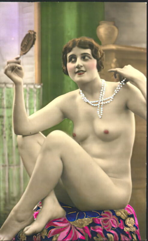 Photo 607 - Color Tint Vintage Nude Men and Women Sepia, Monochrome and Others Photo 607 - Color Tint Vintage Nude Men and Women Sepia, Monochrome and Others