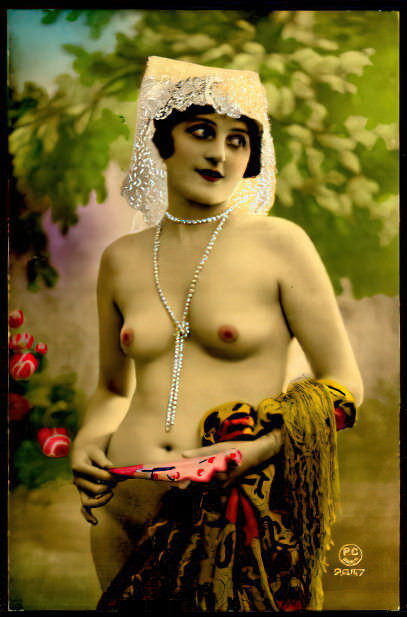 Photo 610 - Color Tint Vintage Nude Men and Women Sepia, Monochrome and Others Photo 610 - Color Tint Vintage Nude Men and Women Sepia, Monochrome and Others