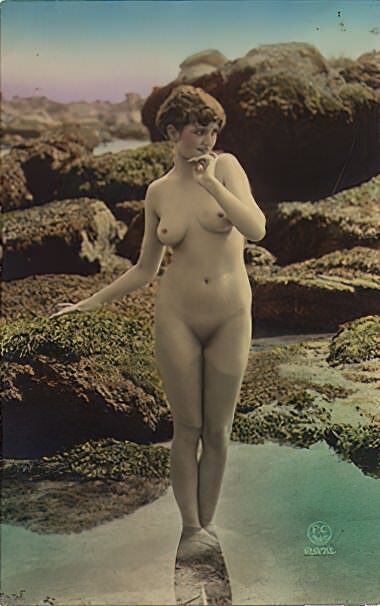 Photo 590 - Color Tint Vintage Nude Men and Women Sepia, Monochrome and Others Photo 590 - Color Tint Vintage Nude Men and Women Sepia, Monochrome and Others