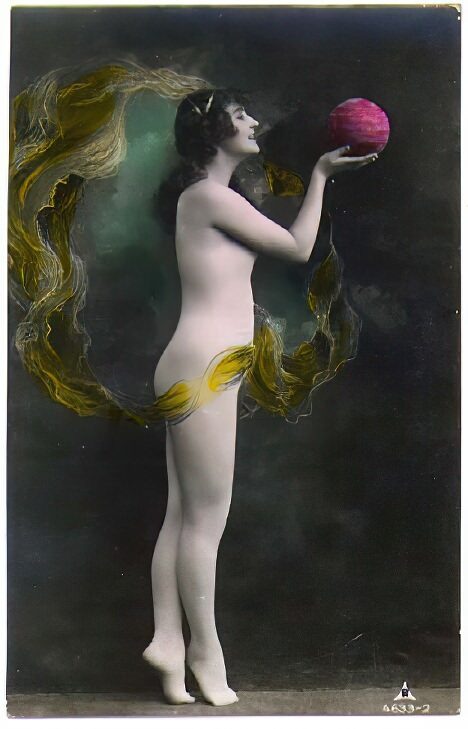 Photo 668 - Color Tint Vintage Nude Men and Women Sepia, Monochrome and Others Photo 668 - Color Tint Vintage Nude Men and Women Sepia, Monochrome and Others