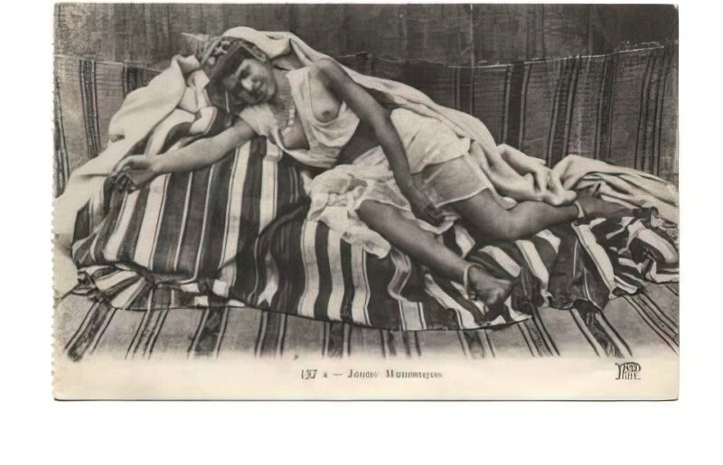 Photo 142 - Ethnic and Indigenous Vintage Nude Men and Women from the YesterYears Photo 142 - Ethnic and Indigenous Vintage Nude Men and Women from the YesterYears