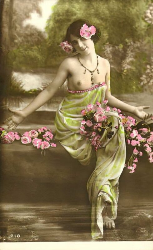 Photo 650 - Color Tint Vintage Nude Men and Women Sepia, Monochrome and Others Photo 650 - Color Tint Vintage Nude Men and Women Sepia, Monochrome and Others