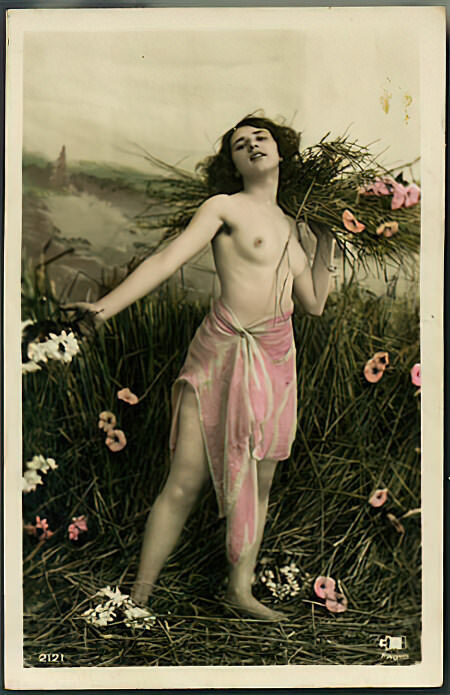 Photo 651 - Color Tint Vintage Nude Men and Women Sepia, Monochrome and Others Photo 651 - Color Tint Vintage Nude Men and Women Sepia, Monochrome and Others