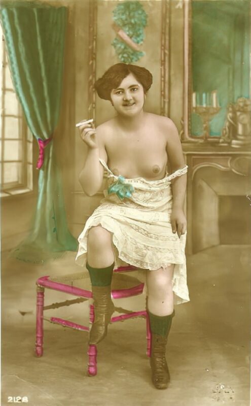 Photo 652 - Color Tint Vintage Nude Men and Women Sepia, Monochrome and Others Photo 652 - Color Tint Vintage Nude Men and Women Sepia, Monochrome and Others