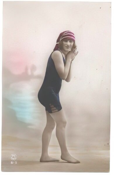 Photo 672 - Color Tint Vintage Nude Men and Women Sepia, Monochrome and Others Photo 672 - Color Tint Vintage Nude Men and Women Sepia, Monochrome and Others