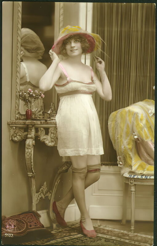 Photo 681 - Color Tint Vintage Nude Men and Women Sepia, Monochrome and Others Photo 681 - Color Tint Vintage Nude Men and Women Sepia, Monochrome and Others