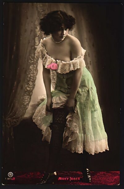 Photo 699 - Color Tint Vintage Nude Men and Women Sepia, Monochrome and Others Photo 699 - Color Tint Vintage Nude Men and Women Sepia, Monochrome and Others