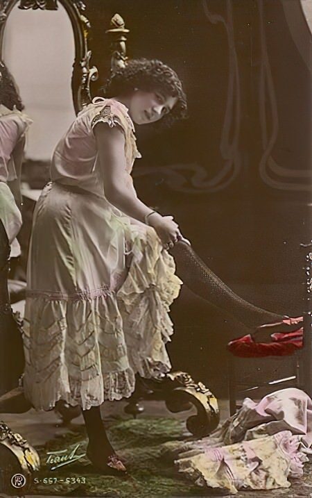 Photo 708 - Color Tint Vintage Nude Men and Women Sepia, Monochrome and Others Photo 708 - Color Tint Vintage Nude Men and Women Sepia, Monochrome and Others