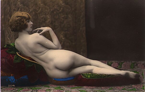 Photo 723 - Color Tint Vintage Nude Men and Women Sepia, Monochrome and Others Photo 723 - Color Tint Vintage Nude Men and Women Sepia, Monochrome and Others