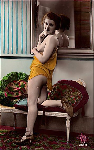 Photo 739 - Color Tint Vintage Nude Men and Women Sepia, Monochrome and Others Photo 739 - Color Tint Vintage Nude Men and Women Sepia, Monochrome and Others