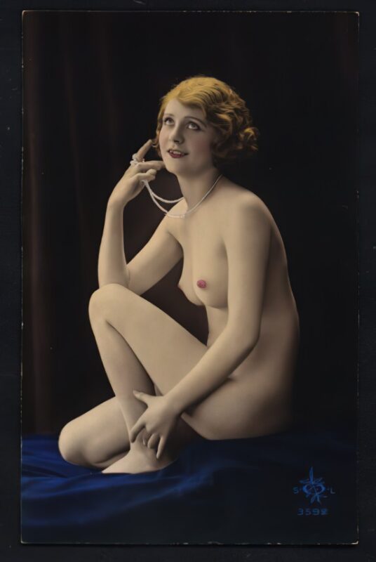 Photo 770 - Color Tint Vintage Nude Men and Women Sepia, Monochrome and Others Photo 770 - Color Tint Vintage Nude Men and Women Sepia, Monochrome and Others