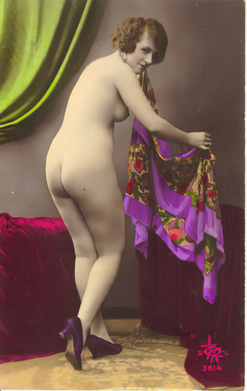 Photo 772 - Color Tint Vintage Nude Men and Women Sepia, Monochrome and Others Photo 772 - Color Tint Vintage Nude Men and Women Sepia, Monochrome and Others