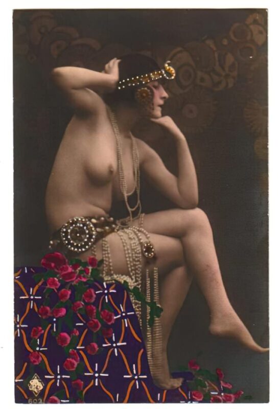 Photo 774 - Color Tint Vintage Nude Men and Women Sepia, Monochrome and Others Photo 774 - Color Tint Vintage Nude Men and Women Sepia, Monochrome and Others