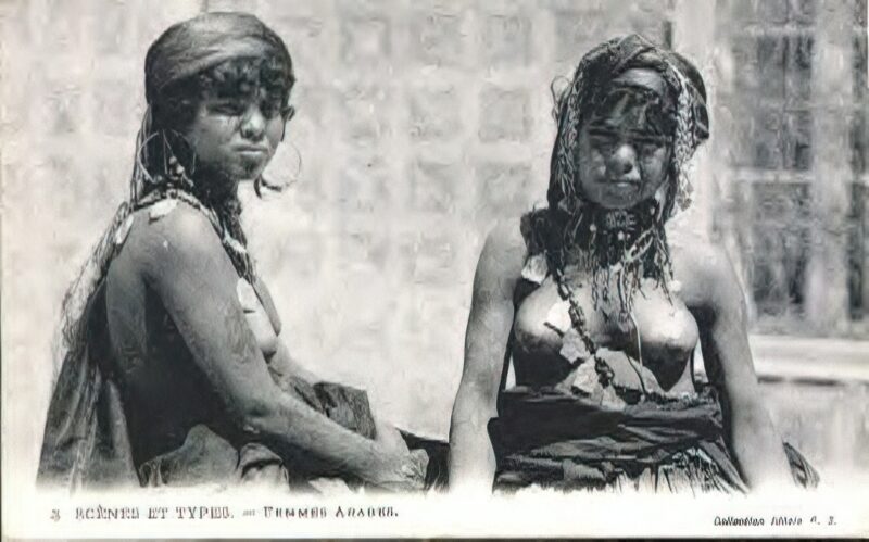 Photo 155 - Ethnic and Indigenous Vintage Nude Men and Women from the YesterYears Photo 155 - Ethnic and Indigenous Vintage Nude Men and Women from the YesterYears