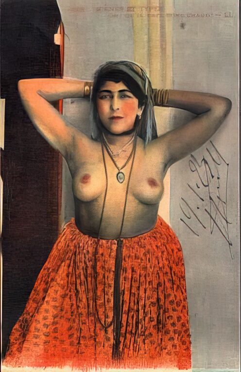 Photo 148 - Ethnic and Indigenous Vintage Nude Men and Women from the YesterYears Photo 148 - Ethnic and Indigenous Vintage Nude Men and Women from the YesterYears