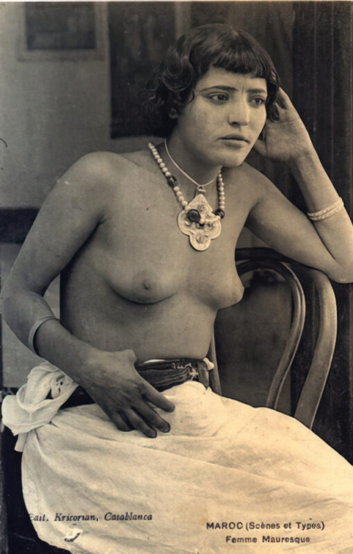 Photo 167 - Ethnic and Indigenous Vintage Nude Men and Women from the YesterYears Photo 167 - Ethnic and Indigenous Vintage Nude Men and Women from the YesterYears