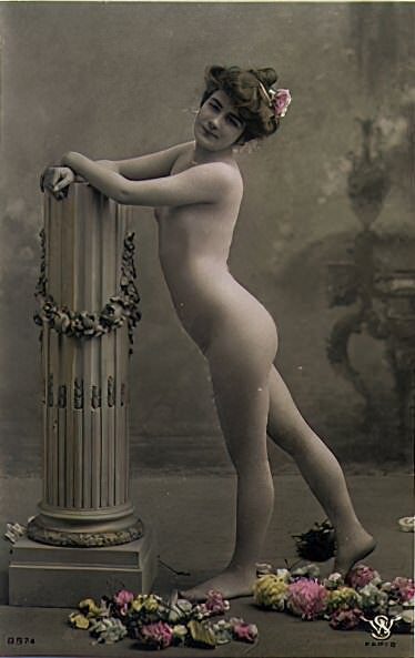 Photo 795 - Color Tint Vintage Nude Men and Women Sepia, Monochrome and Others Photo 795 - Color Tint Vintage Nude Men and Women Sepia, Monochrome and Others