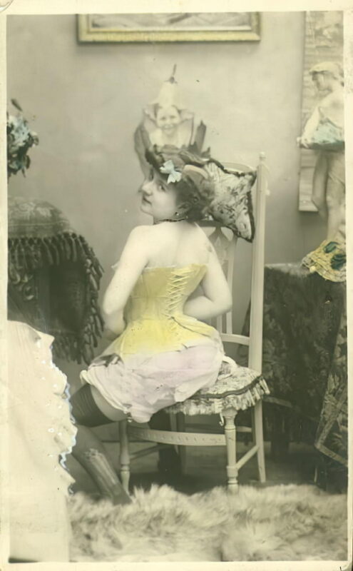 Photo 824 - Color Tint Vintage Nude Men and Women Sepia, Monochrome and Others Photo 824 - Color Tint Vintage Nude Men and Women Sepia, Monochrome and Others