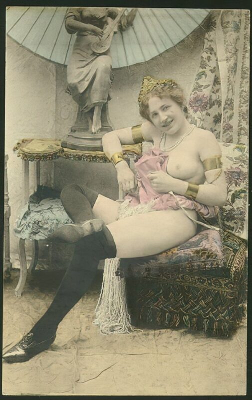 Photo 826 - Color Tint Vintage Nude Men and Women Sepia, Monochrome and Others Photo 826 - Color Tint Vintage Nude Men and Women Sepia, Monochrome and Others