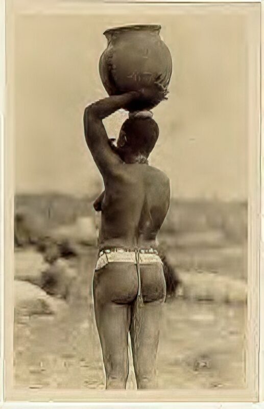 Photo 199 - Ethnic and Indigenous Vintage Nude Men and Women from the YesterYears Photo 199 - Ethnic and Indigenous Vintage Nude Men and Women from the YesterYears