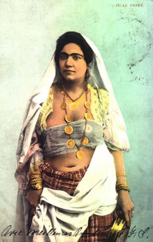 Photo 212 - Ethnic and Indigenous Vintage Nude Men and Women from the YesterYears Photo 212 - Ethnic and Indigenous Vintage Nude Men and Women from the YesterYears