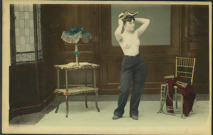 Photo 818 - Color Tint Vintage Nude Men and Women Sepia, Monochrome and Others Photo 818 - Color Tint Vintage Nude Men and Women Sepia, Monochrome and Others