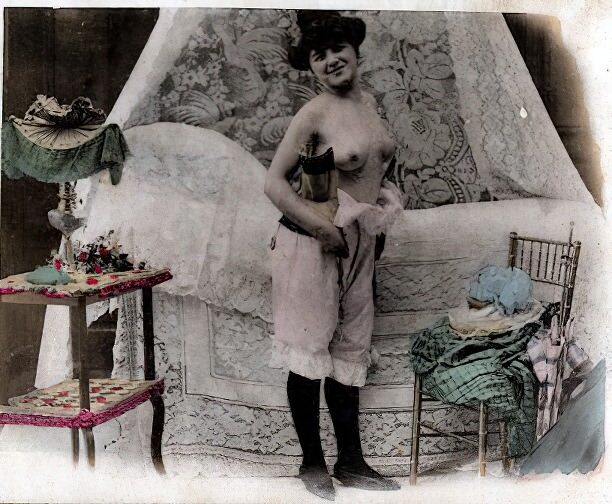 Photo 848 - Color Tint Vintage Nude Men and Women Sepia, Monochrome and Others Photo 848 - Color Tint Vintage Nude Men and Women Sepia, Monochrome and Others