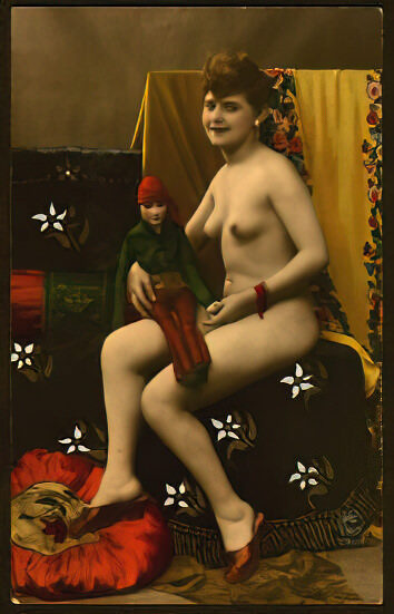 Photo 218 - Color Tint Vintage Nude Men and Women Sepia, Monochrome and Others Photo 218 - Color Tint Vintage Nude Men and Women Sepia, Monochrome and Others