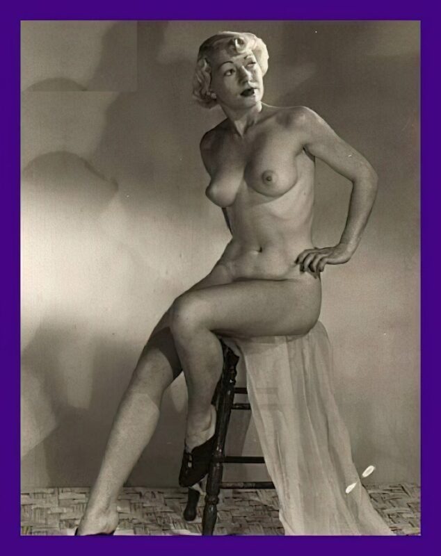 Retro Girls naked in the 1960's Vintage Erotica and Photo Image Galleries of Classic Women Nude in the 1960's