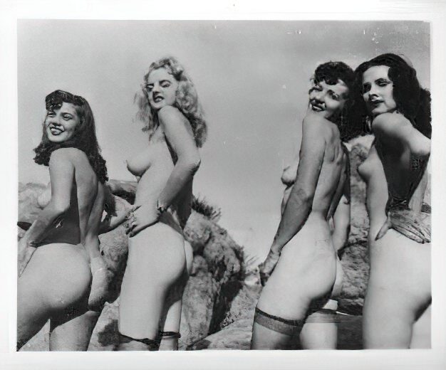 Retro Girls naked in the 1960's Vintage Erotica and Photo Image Galleries of Classic Women Nude in the 1960's