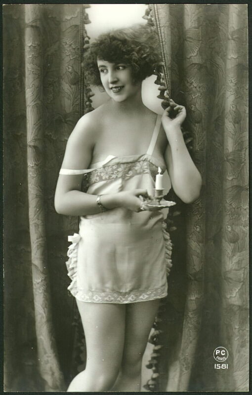 Classic Vintage Retro Nude Men and Women in Full Black and White from 1800s to the 1920's Volume 3 of Vintage Erotica and Photo Image Galleries of Classic Women Nude in the 1800s to the 1920s