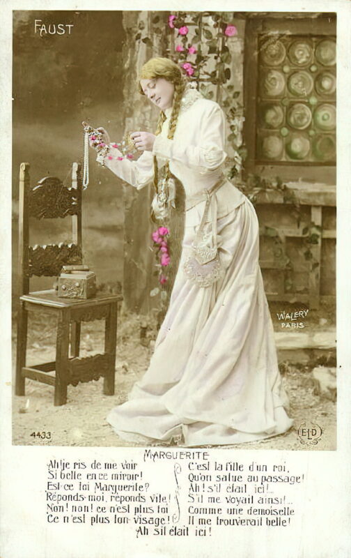 Classic Vintage Retro Nude Men and Women in Full Black and White from 1800s to the 1920's Volume 3 of Vintage Erotica and Photo Image Galleries of Classic Women Nude in the 1800s to the 1920s