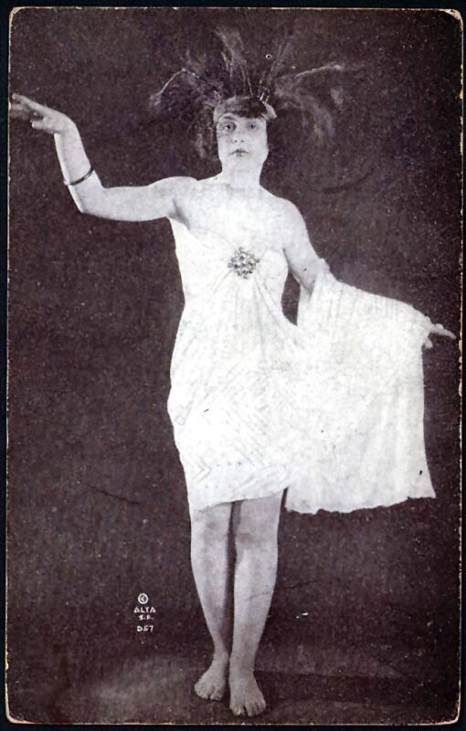 Very high Quality Nude Men and Women in Full Black and White from the Classic Vintage Retro Era Volume 2 of Vintage Erotica and Photo Image Galleries of Classic Women Nude in the 1800s to the 1920s