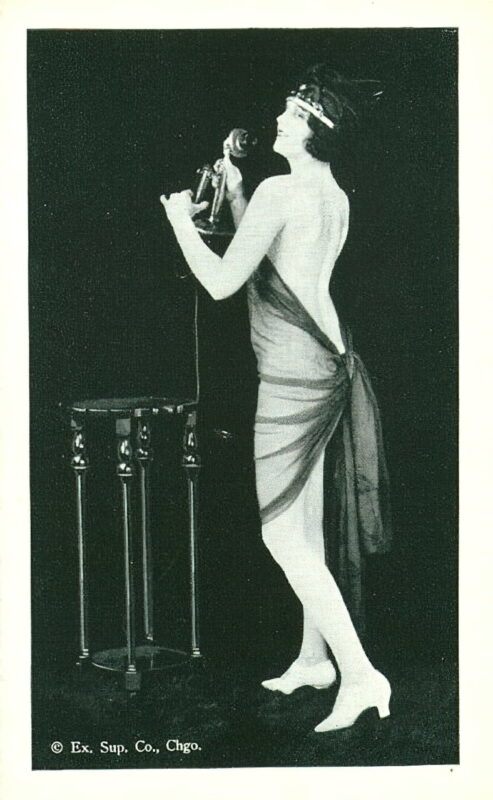 Very high Quality Nude Men and Women in Full Black and White from the Classic Vintage Retro Era Volume 2 of Vintage Erotica and Photo Image Galleries of Classic Women Nude in the 1800s to the 1920s