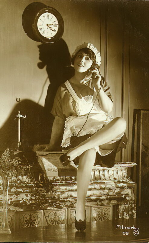 Very high Quality Nude Men and Women in Full Black and White from the Classic Vintage Retro Era Volume 2 of Vintage Erotica and Photo Image Galleries of Classic Women Nude in the 1800s to the 1920s