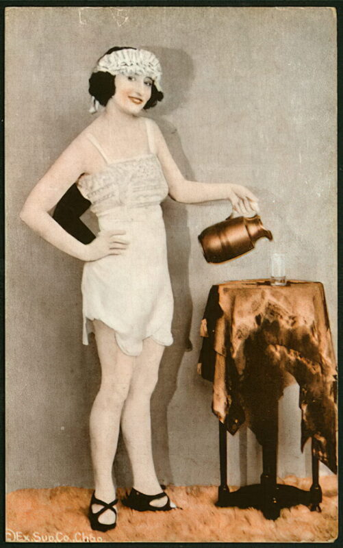 Very high Quality Nude Men and Women in Full Black and White from the Classic Vintage Retro Era Volume 2 of Vintage Erotica and Photo Image Galleries of Classic Women Nude in the 1800s to the 1920s