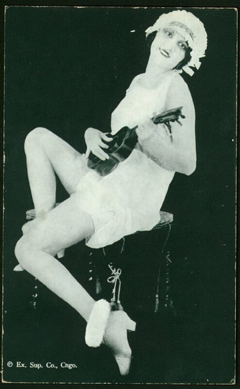 Very high Quality Nude Men and Women in Full Black and White from the Classic Vintage Retro Era Volume 2 of Vintage Erotica and Photo Image Galleries of Classic Women Nude in the 1800s to the 1920s