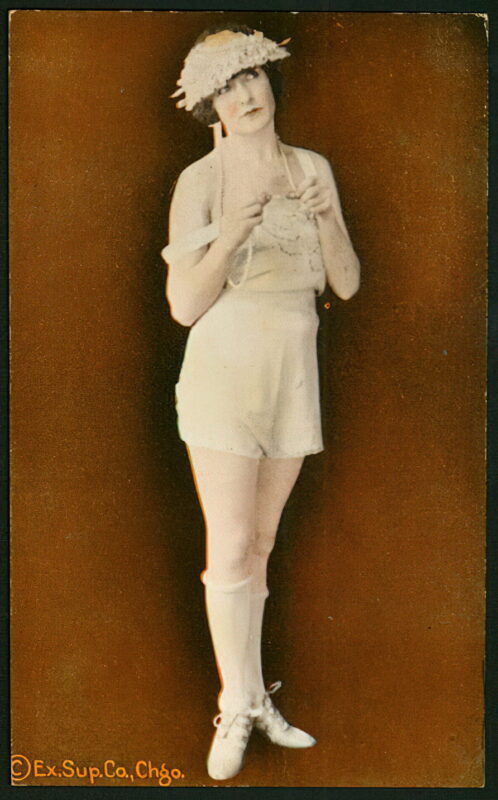 Very high Quality Nude Men and Women in Full Black and White from the Classic Vintage Retro Era Volume 2 of Vintage Erotica and Photo Image Galleries of Classic Women Nude in the 1800s to the 1920s