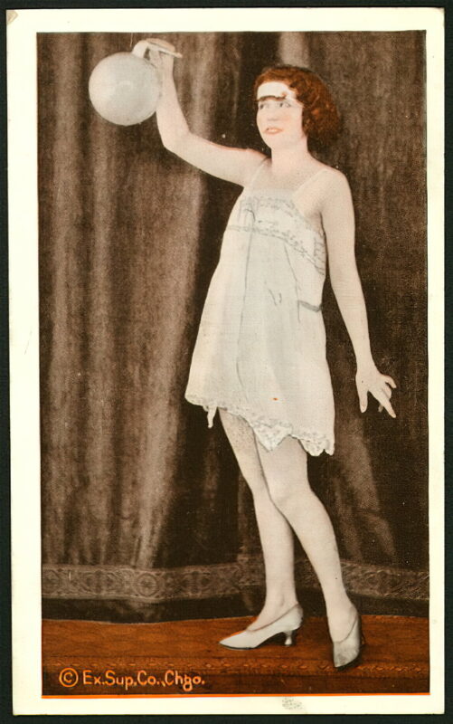 Very high Quality Nude Men and Women in Full Black and White from the Classic Vintage Retro Era Volume 2 of Vintage Erotica and Photo Image Galleries of Classic Women Nude in the 1800s to the 1920s