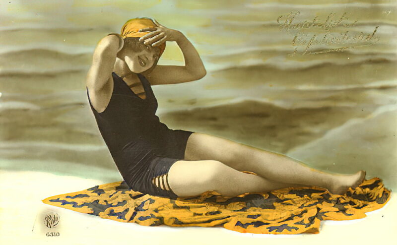 Very high Quality Nude Men and Women in Full Black and White from the Classic Vintage Retro Era Volume 2 of Vintage Erotica and Photo Image Galleries of Classic Women Nude in the 1800s to the 1920s