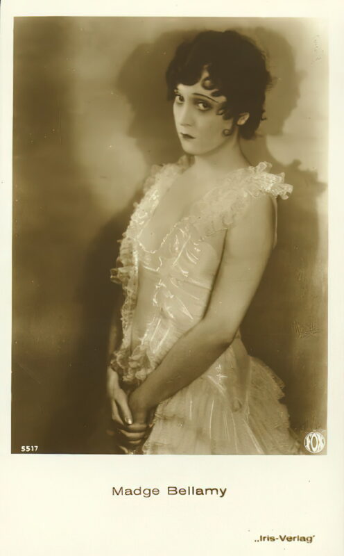 Very high Quality Nude Men and Women in Full Black and White from the Classic Vintage Retro Era Volume 2 of Vintage Erotica and Photo Image Galleries of Classic Women Nude in the 1800s to the 1920s