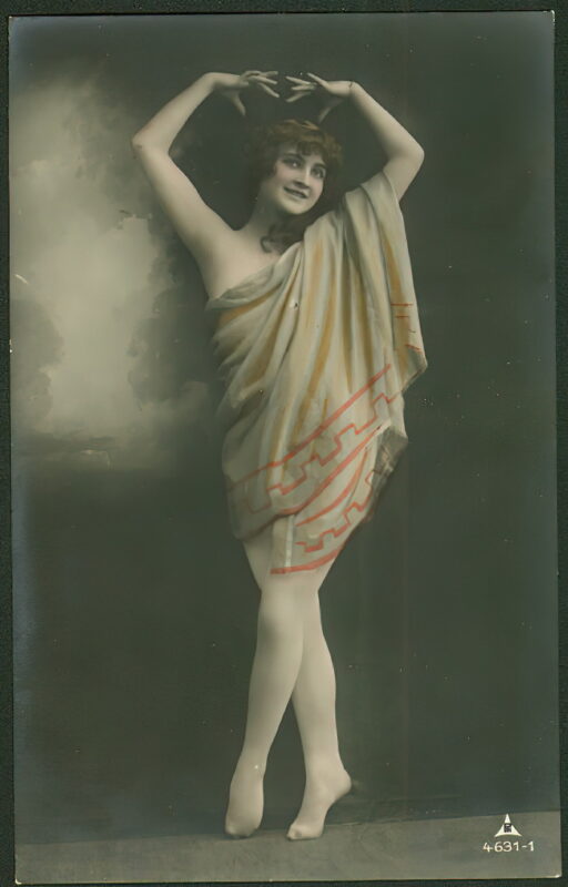 Very high Quality Nude Men and Women in Full Black and White from the Classic Vintage Retro Era Volume 2 of Vintage Erotica and Photo Image Galleries of Classic Women Nude in the 1800s to the 1920s