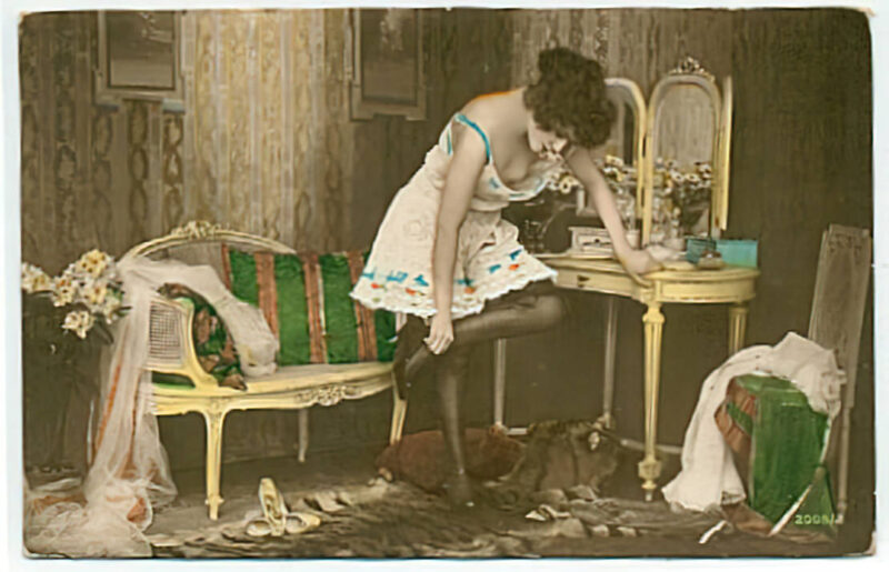 Volume 3 of Black and White Photo of Naked / Nude Women and Girls in the Vintage Era