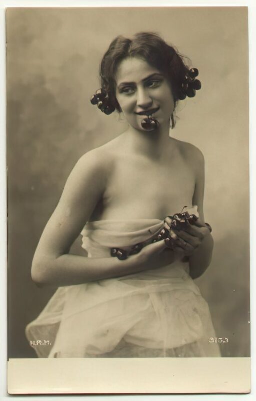 Volume 3 of Black and White Photo of Naked / Nude Women and Girls in the Vintage Era
