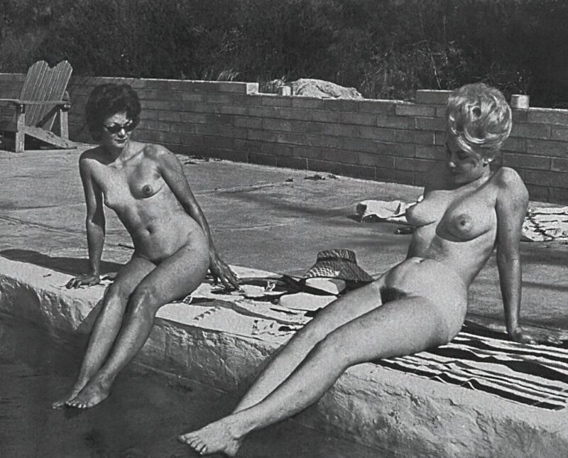 Retro Girls naked in the 1960's Vintage Erotica and Photo Image Galleries of Classic Women Nude in the 1960's