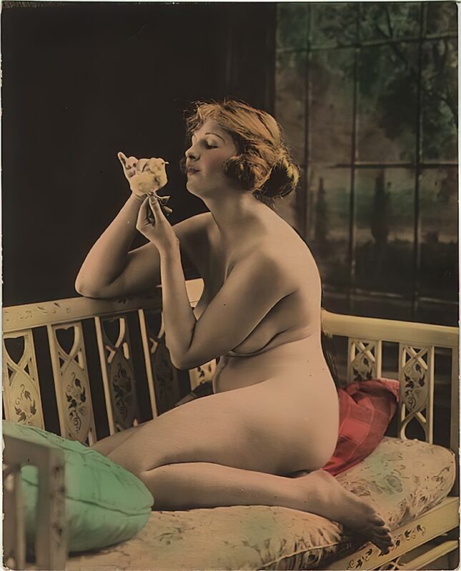 Photo 281 - Color Tint Vintage Nude Men and Women Sepia, Monochrome and Others Photo 281 - Color Tint Vintage Nude Men and Women Sepia, Monochrome and Others