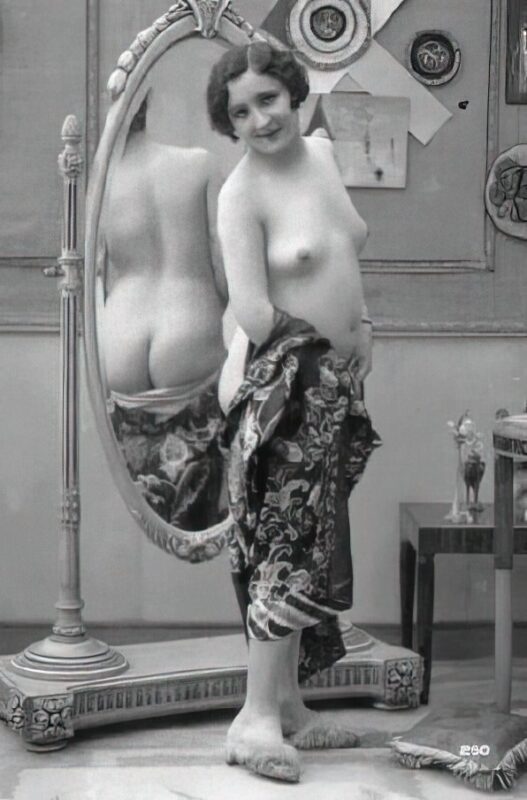 Vintage Nude Girl Mixed, Upscaled - Volume 2 - Photo 245