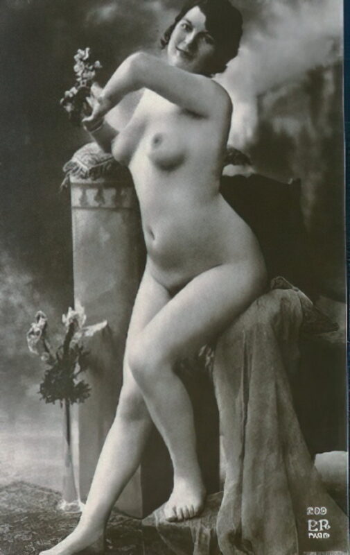 Photo 019 - Vintage Nude Girl Mixed, Upscaled - Volume 3